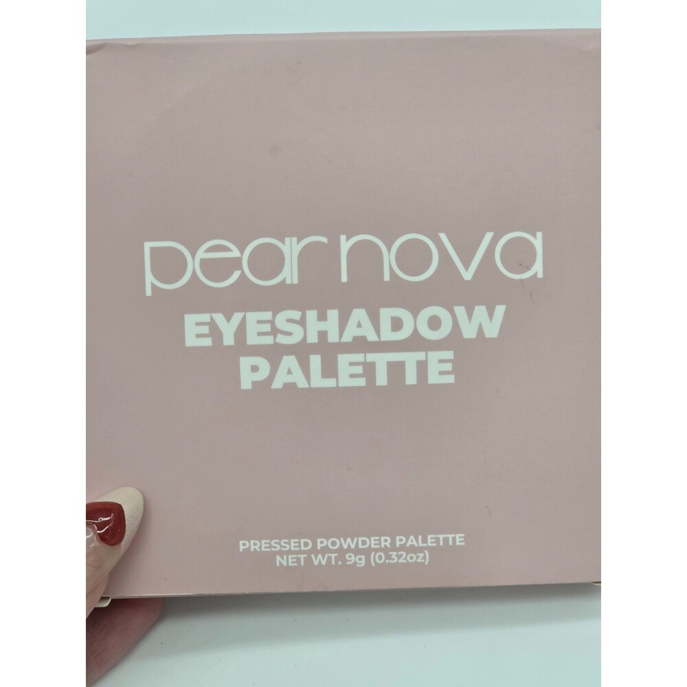 Pear Nova Eyeshadow Palette NEW - Picture 2 of 5